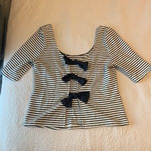 ANTHROPOLOGIE Sunday in Brooklyn M top